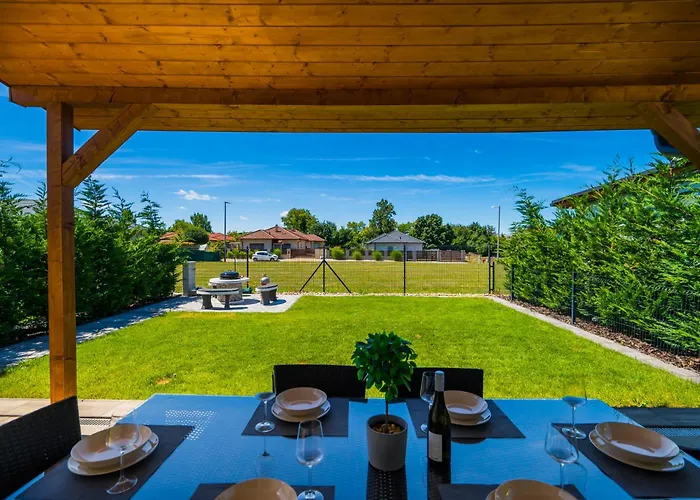 Roni Апартаменты Шиофок