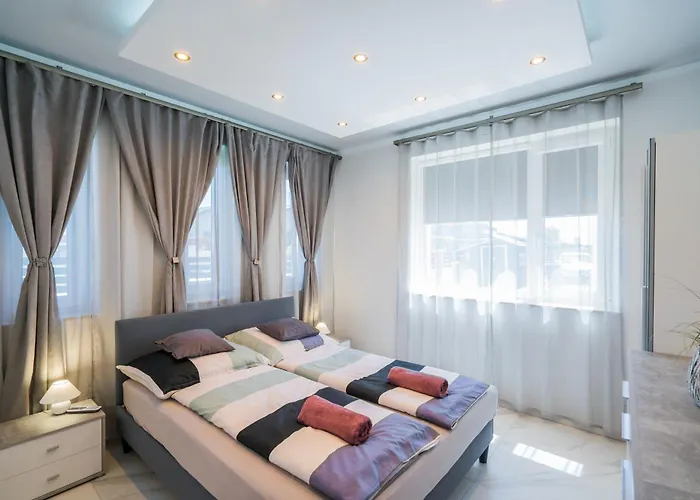 Апартаменты Roni