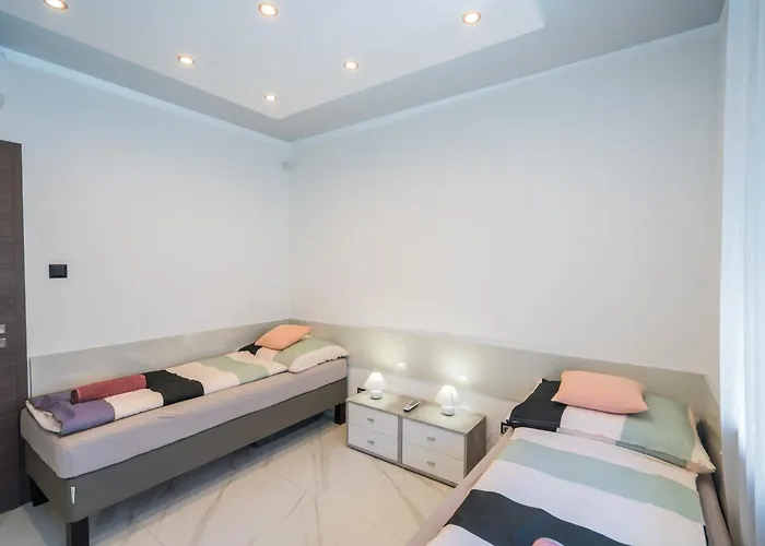 Roni Апартаменты