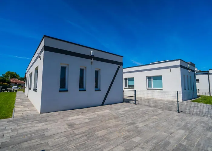 Roni Апартаменты *