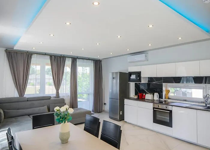 Апартаменты Roni *